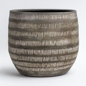 Lena Bruin D20 H17cm.jpg Studio